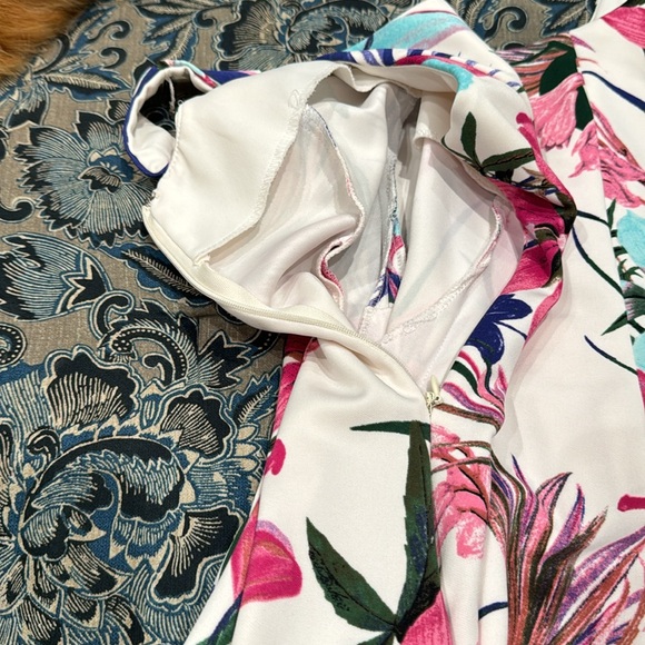 Boston proper fit and flare floral dress size 8 - Picture 6 of 6